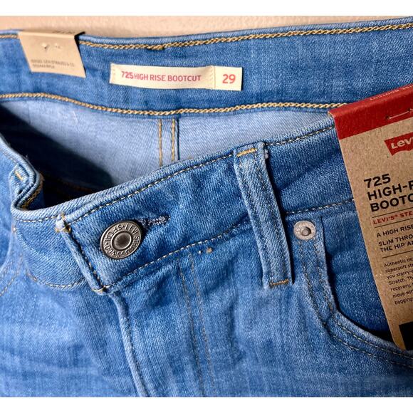 NWT Women's Levi's 725 High-Rise Bootcut Blue Jeans, 29 x 30 - Picture 7 of 10